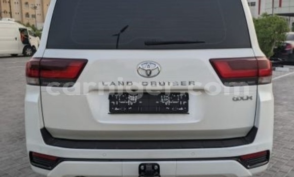 Buy Used Toyota Land Cruiser White Car in Niamey in Niamey Buy Used Toyota Land Cruiser White Car in Niamey in Niamey