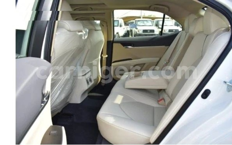 Big with watermark toyota camry niamey niamey 8513