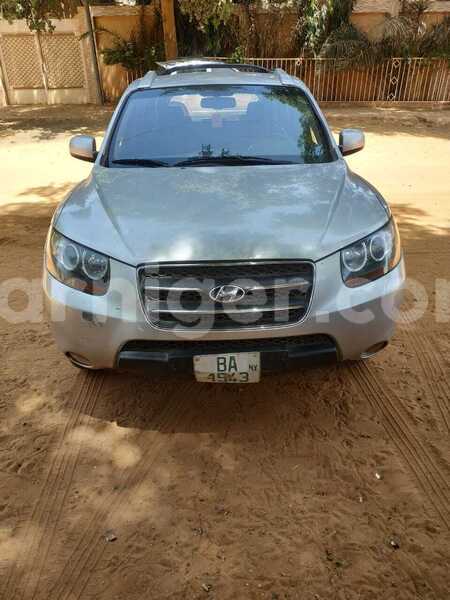 Big with watermark hyundai santa fe niamey niamey 8514