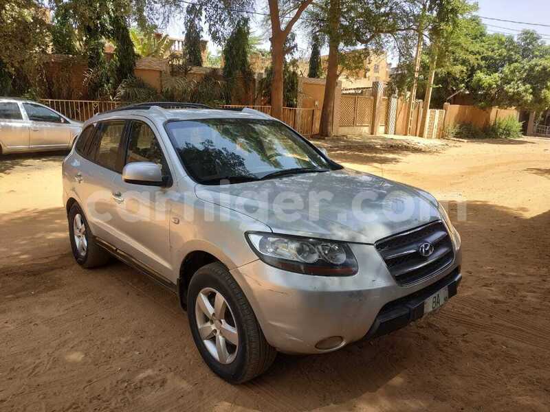 Big with watermark hyundai santa fe niamey niamey 8514