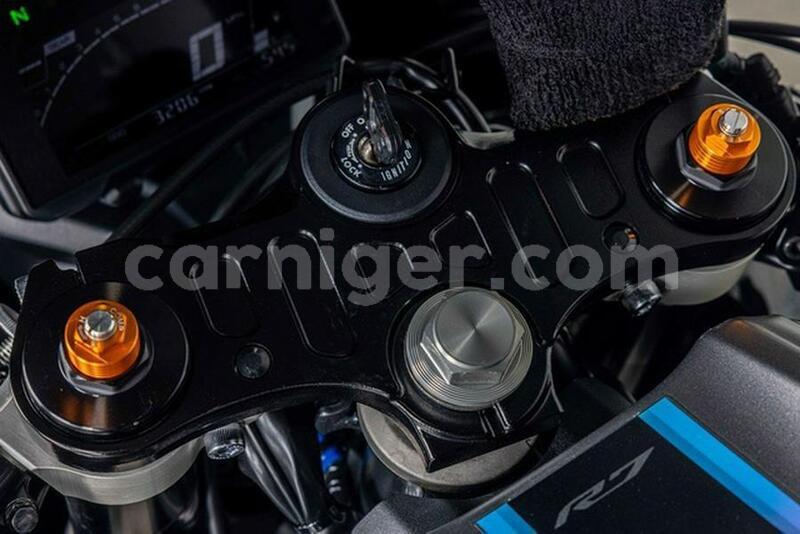 Big with watermark yamaha yzf niamey niamey 8515