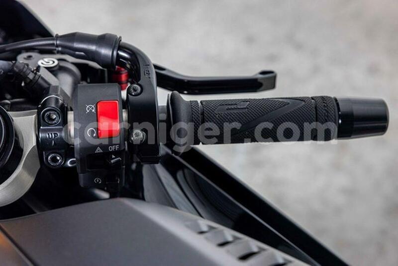 Big with watermark yamaha yzf niamey niamey 8516