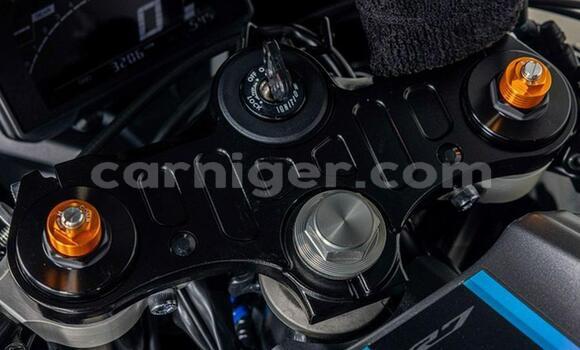 Buy Used Yamaha YZF Black Bike in Niamey in Niamey Buy Used Yamaha YZF Black Bike in Niamey in Niamey
