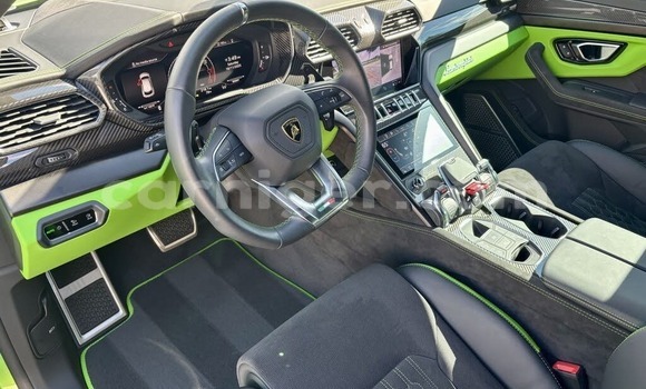 Buy Used Lamborghini Urus Green Car in Aguié in Maradi Buy Used Lamborghini Urus Green Car in Aguié in Maradi