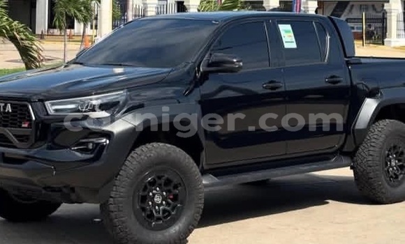 Buy Used Toyota Hilux White Car in Niamey in Niamey Buy Used Toyota Hilux White Car in Niamey in Niamey