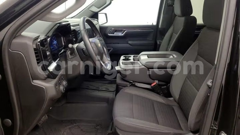 Big with watermark chevrolet silverado niamey niamey 8524