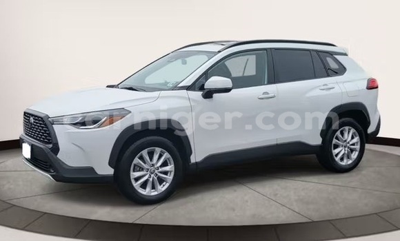 Buy Used Toyota Corolla Cross White Car in Niamey in Niamey Buy Used Toyota Corolla Cross White Car in Niamey in Niamey