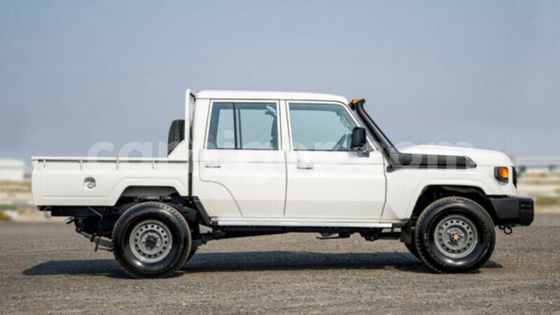 Big with watermark toyota land cruiser niamey niamey 8530