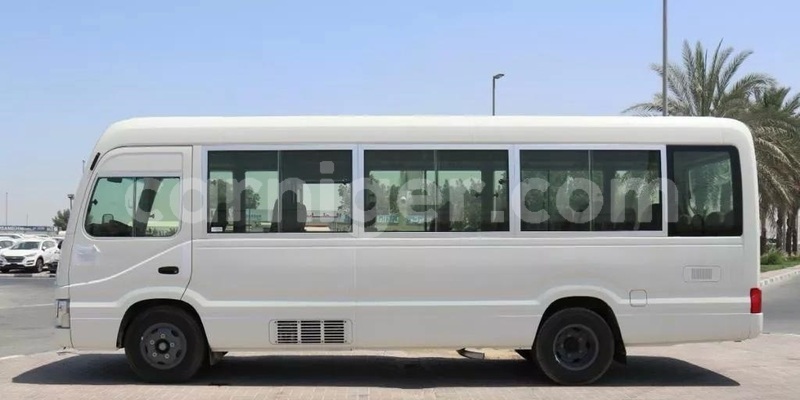Big with watermark toyota coaster niamey niamey 8531