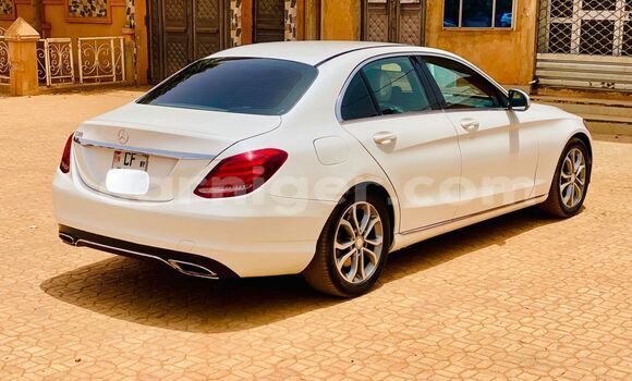 Buy Used Mercedes‒Benz 300–Series White Car in Niamey in Niamey Buy Used Mercedes‒Benz 300–Series White Car in Niamey in Niamey