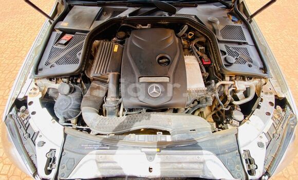 Buy Used Mercedes‒Benz 300–Series White Car in Niamey in Niamey Buy Used Mercedes‒Benz 300–Series White Car in Niamey in Niamey