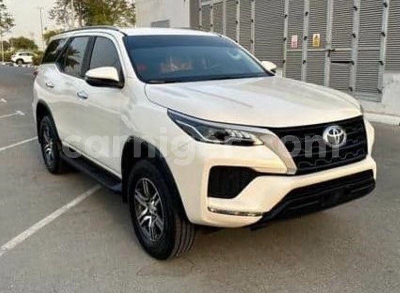 Big with watermark toyota fortuner niamey niamey 8536