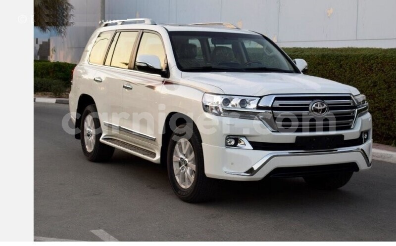 Big with watermark toyota land cruiser niamey niamey 8537