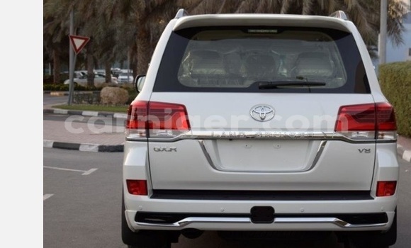 اشتري مستعمل Toyota Land Cruiser White سيارة في نيامي في نيامي اشتري مستعمل Toyota Land Cruiser White سيارة في نيامي في نيامي
