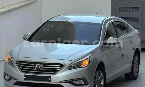 Buy Used Hyundai Sonata Silver Car in Agadez in Agadez