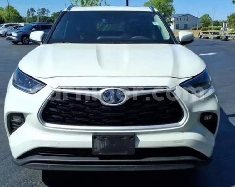 Big with watermark toyota highlander niamey niamey 8541