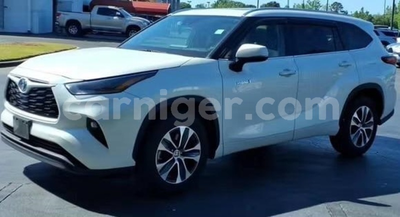 Big with watermark toyota highlander niamey niamey 8541