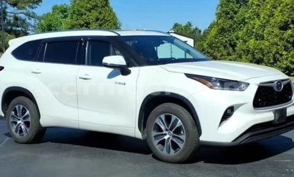اشتري مستعمل Toyota Highlander White سيارة في نيامي في نيامي اشتري مستعمل Toyota Highlander White سيارة في نيامي في نيامي