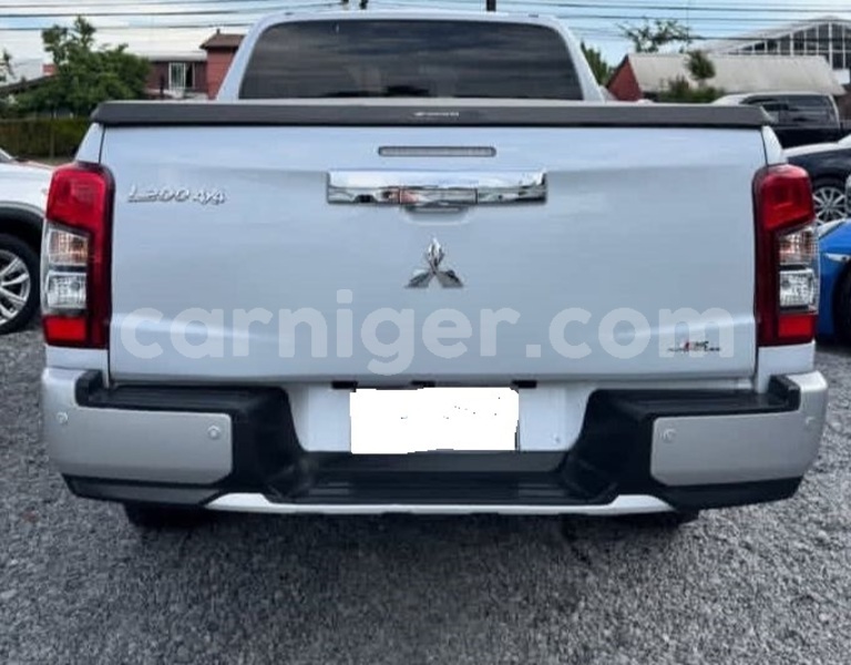 Big with watermark mitsubishi l200 niamey niamey 8542