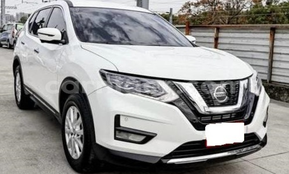 اشتري مستعمل Nissan X–Trail White سيارة في نيامي في نيامي اشتري مستعمل Nissan X–Trail White سيارة في نيامي في نيامي