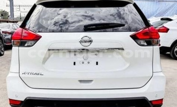 اشتري مستعمل Nissan X–Trail White سيارة في نيامي في نيامي اشتري مستعمل Nissan X–Trail White سيارة في نيامي في نيامي