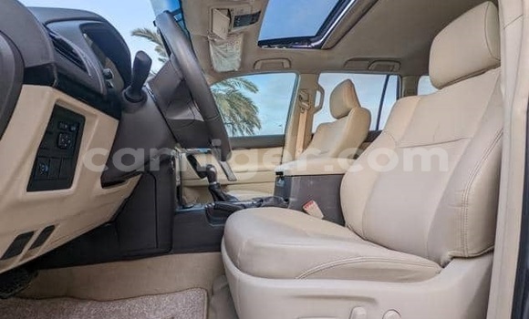 اشتري مستعمل Toyota Land Cruiser Prado White سيارة في نيامي في نيامي اشتري مستعمل Toyota Land Cruiser Prado White سيارة في نيامي في نيامي