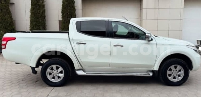 Big with watermark mitsubishi l200 niamey niamey 8548