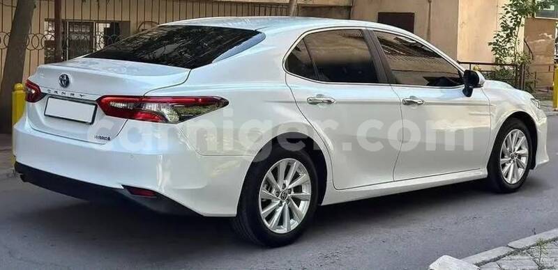 Big with watermark toyota camry niamey niamey 8556