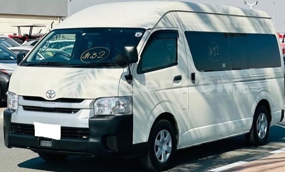 Acheter Occasion Voiture Toyota Hiace Blanc à Niamey, Niamey