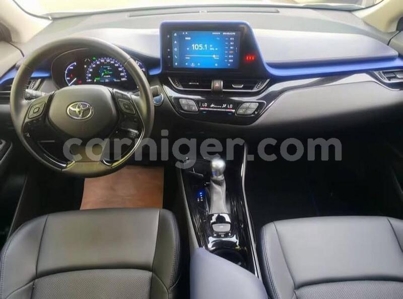 Big with watermark toyota c hr niamey niamey 8560