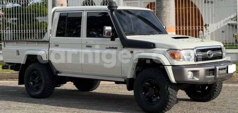 Big with watermark toyota land cruiser niamey niamey 8561