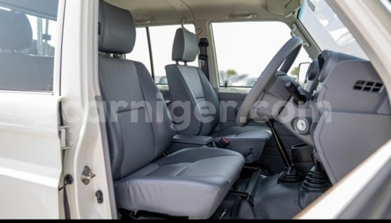 Big with watermark toyota land cruiser niamey niamey 8561
