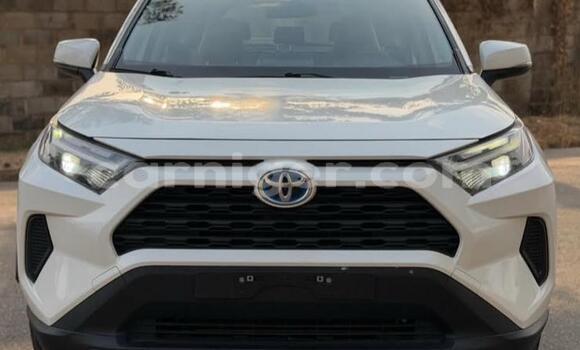 Acheter Occasion Voiture Toyota RAV4 Blanc à Niamey, Niamey