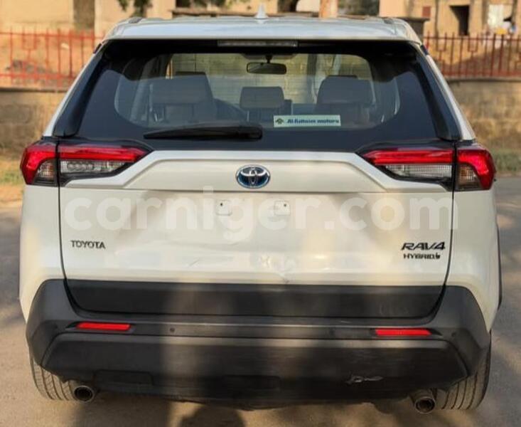 Big with watermark toyota rav4 niamey niamey 8564