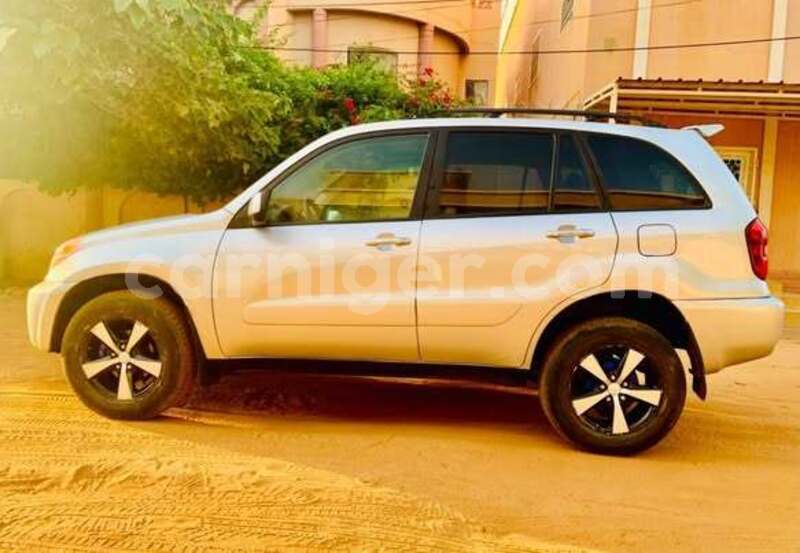 Big with watermark toyota rav4 niamey niamey 8571