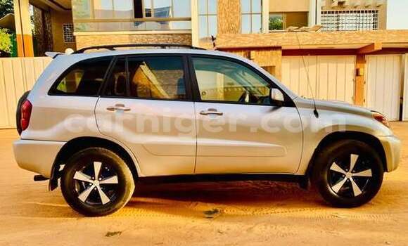 Acheter Occasion Voiture Toyota RAV4 Autre à Niamey, Niamey Acheter Occasion Voiture Toyota RAV4 Autre à Niamey, Niamey