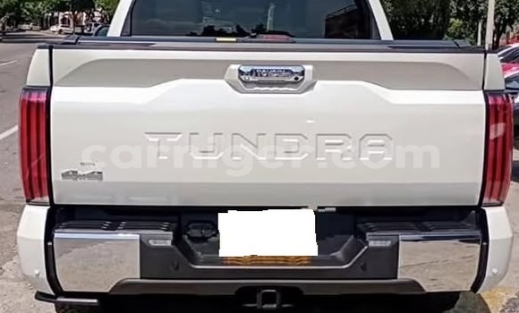 Acheter Occasion Voiture Toyota Tundra Blanc à Niamey, Niamey Acheter Occasion Voiture Toyota Tundra Blanc à Niamey, Niamey