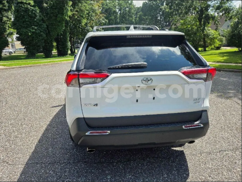 Big with watermark toyota rav4 agadez agadez 8582