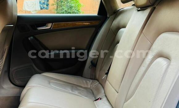 Sayi Na hannu Audi A4 Black Mota in Niamey a Niamey Sayi Na hannu Audi A4 Black Mota in Niamey a Niamey