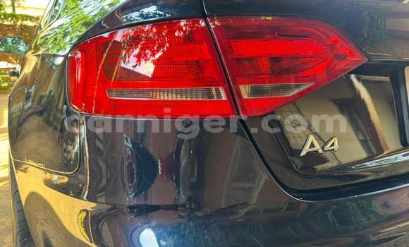Sayi Na hannu Audi A4 Black Mota in Niamey a Niamey Sayi Na hannu Audi A4 Black Mota in Niamey a Niamey