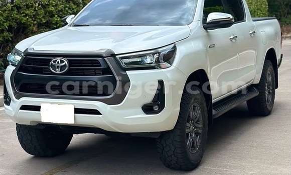 Acheter Occasion Voiture Toyota Hilux Blanc à Niamey, Niamey