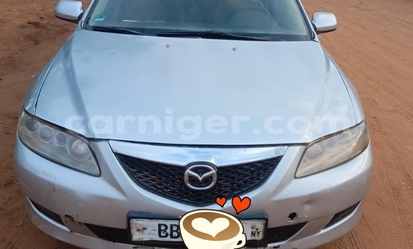 اشتري مستعمل Mazda 626 Silver سيارة في نيامي في نيامي
