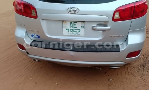 Buy Used Hyundai Santa Fe Beige Car in Niamey in Niamey Buy Used Hyundai Santa Fe Beige Car in Niamey in Niamey