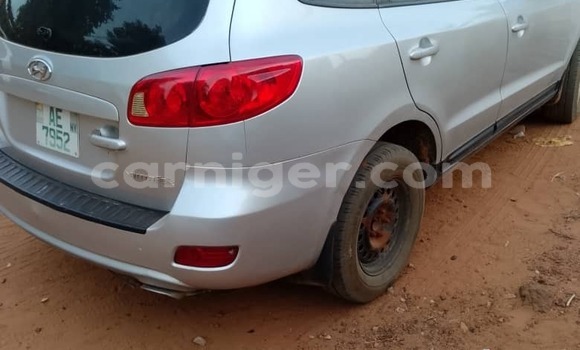 Buy Used Hyundai Santa Fe Beige Car in Niamey in Niamey Buy Used Hyundai Santa Fe Beige Car in Niamey in Niamey