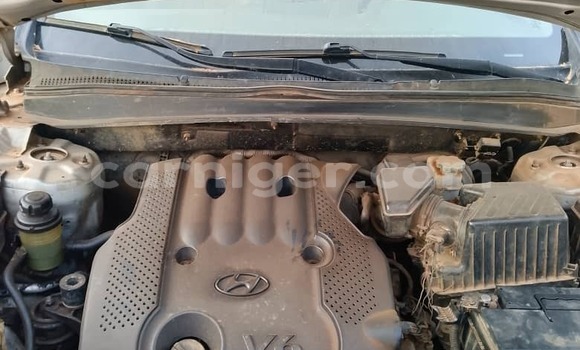 Buy Used Hyundai Santa Fe Beige Car in Niamey in Niamey Buy Used Hyundai Santa Fe Beige Car in Niamey in Niamey