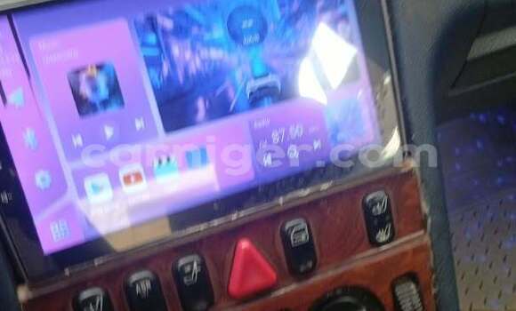 Buy Used Mercedes‒Benz C–Class Blue Car in Niamey in Niamey Buy Used Mercedes‒Benz C–Class Blue Car in Niamey in Niamey