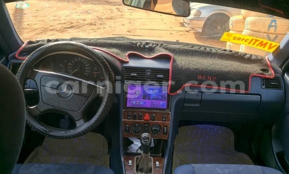 Buy Used Mercedes‒Benz C–Class Blue Car in Niamey in Niamey Buy Used Mercedes‒Benz C–Class Blue Car in Niamey in Niamey