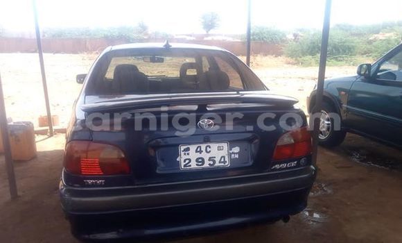 Sayi Na hannu Toyota Avensis Blue Mota in Niamey a Niamey Sayi Na hannu Toyota Avensis Blue Mota in Niamey a Niamey